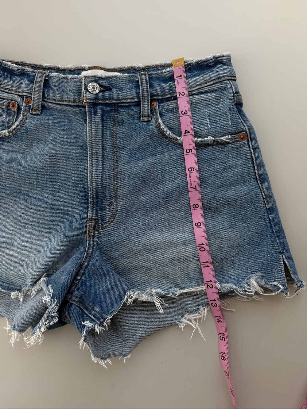 Abercrombie High Rise Cutoff Denim Shorts Size 27 - Picture 7 of 8